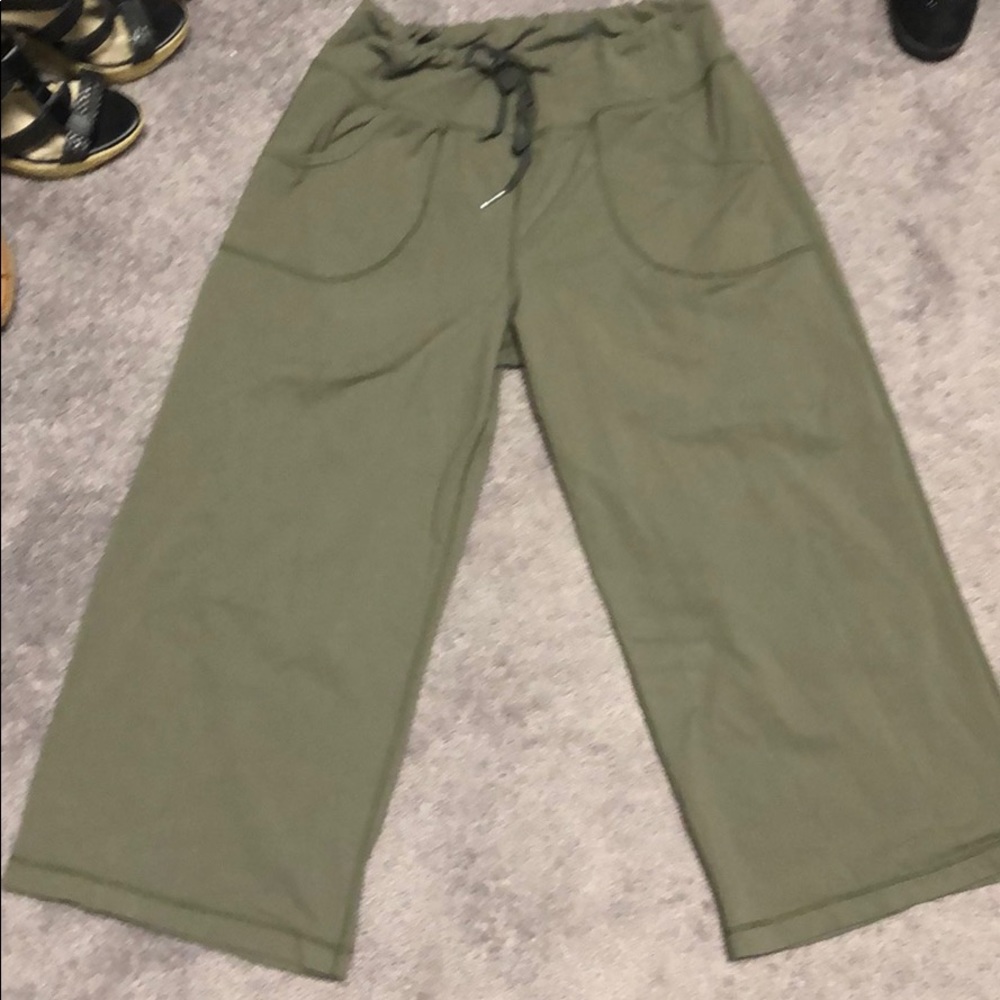 Lululemon Olive Cropped Wide Leg Pants